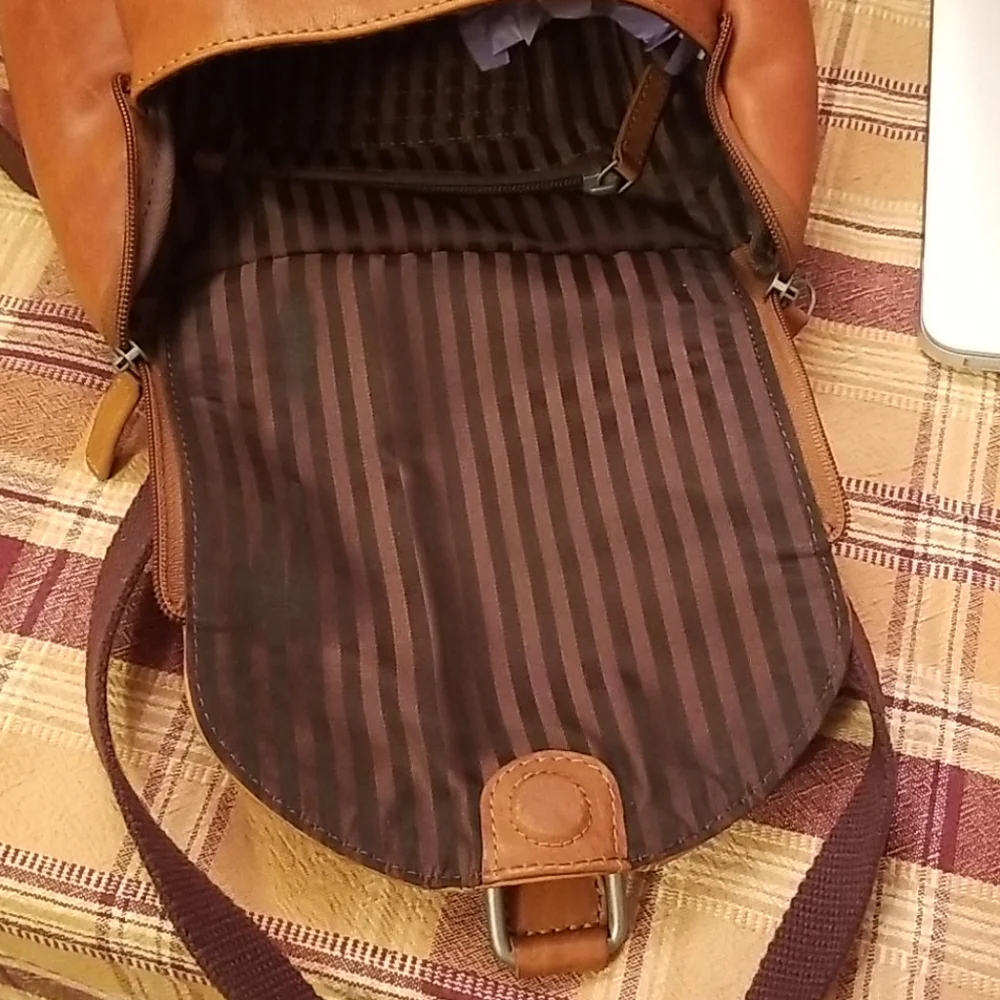 🆕️Jack Georges convertable backpack